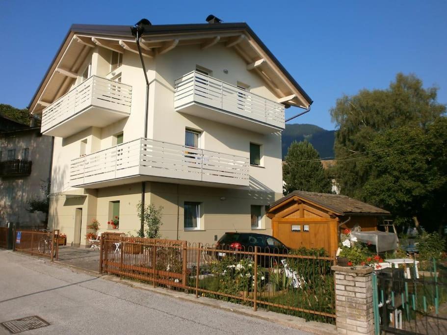 Appartamento Luminoso, Giardino, Vista Dolomiti. Базельга-ди-Пине Экстерьер фото